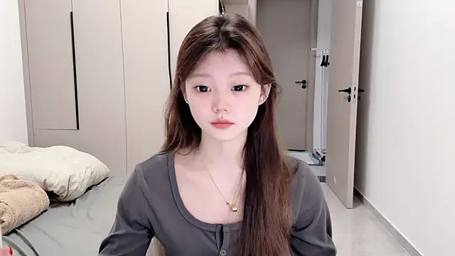 yangyang-1115 online show from 10-16-25, 04:54