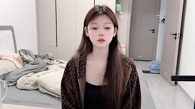 yangyang-1115 online show from 09-13-25, 04:45