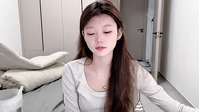 yangyang-1115 online show from 10-07-25, 04:57