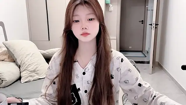 yangyang-1115 online show from 09-27-25, 04:29