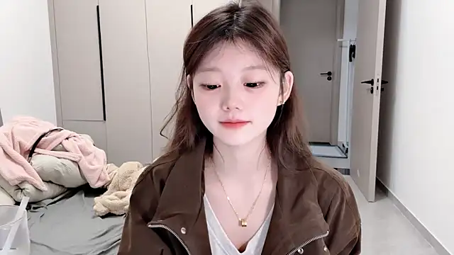 yangyang-1115 online show from 10-11-25, 05:30