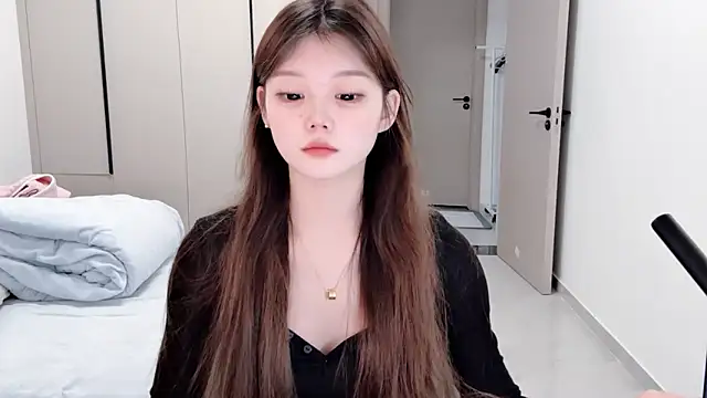 yangyang-1115 online show from 11-01-25, 05:47