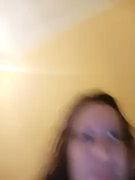 Szilvi93 online show from 04-07-26, 03:58