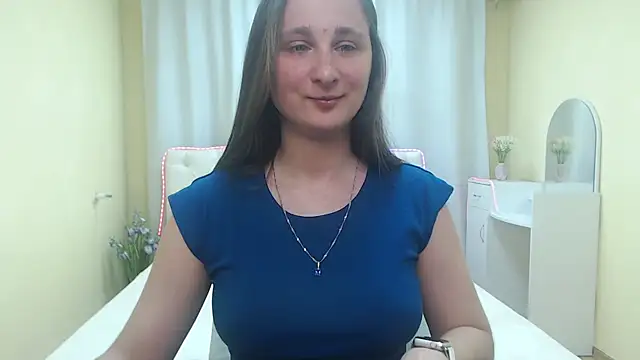 Snapshot of MichelLeee chatting on 05-26-26, 11:52 MichelLeee online show from 05-26-26, 11:52