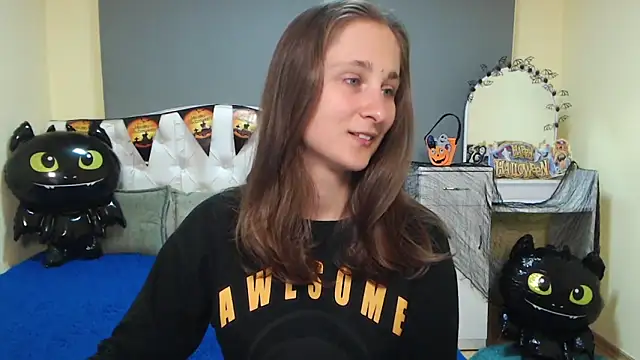 MichelLeee online show from 10-21-25, 11:20