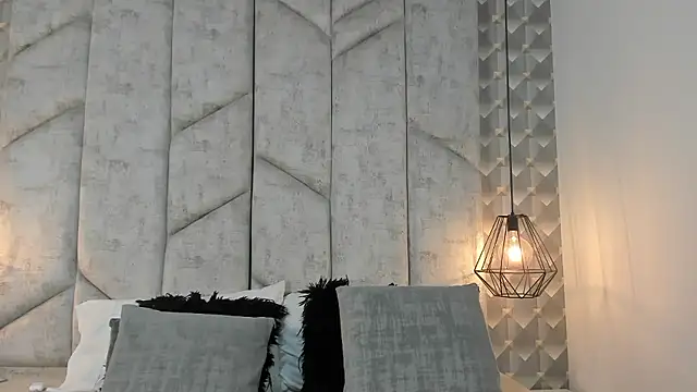 AshleyHill2 online show from 01-11-26, 03:24