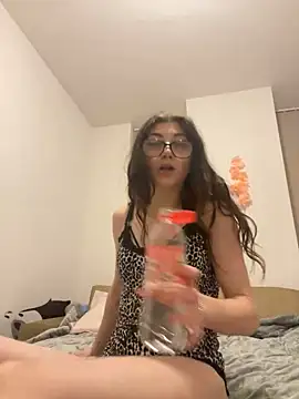 Snapshot of badlills201 chatting on 02-20-25, 05:20 badlills201 online show from 02-20-25, 05:20