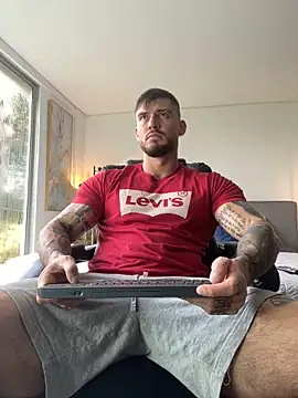 DimitriSullivan  online show from 02-09-26, 01:09