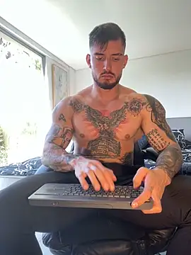 DimitriSullivan  online show from 03-09-26, 01:25