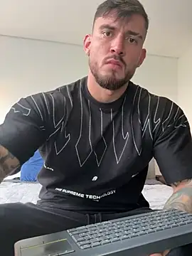 DimitriSullivan  online show from 02-10-26, 01:10