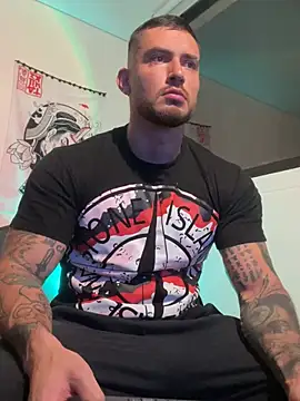 DimitriSullivan  online show from 05-25-26, 01:16