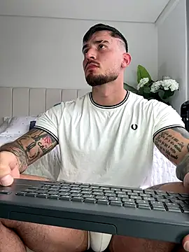 DimitriSullivan  online show from 09-18-25, 09:07