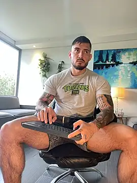 DimitriSullivan  online show from 04-02-26, 07:53