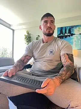 DimitriSullivan  online show from 04-03-26, 05:52