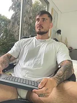 DimitriSullivan  online show from 01-06-26, 08:35