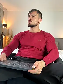 DimitriSullivan  online show from 01-08-26, 01:17