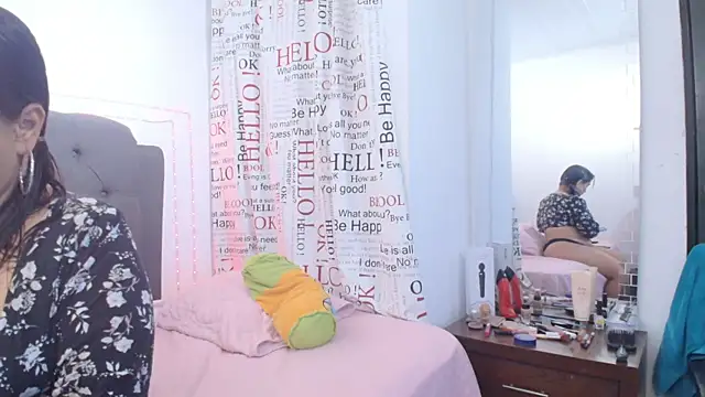 Snapshot of CamilaBrown chatting on 10-11-25, 12:39 CamilaBrown online show from 10-11-25, 12:39