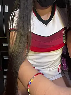 Velyn 18 online show from 02-15-26, 06:47