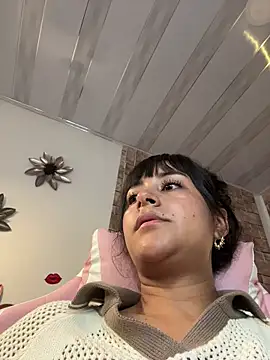 Lady Rey online show from 04-15-26, 02:06