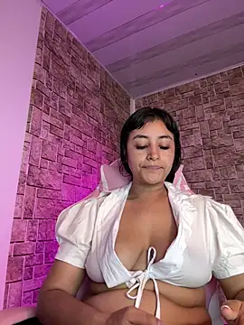 Snapshot of Lady_Rey chatting on 02-04-26, 01:33 Lady Rey online show from 02-04-26, 01:33