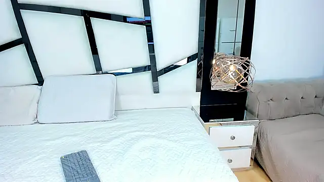 Snapshot of AriannaRussell_ chatting on 02-03-26, 03:17 AriannaRussell online show from 02-03-26, 03:17