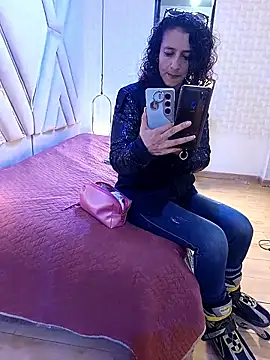 AriannaRussell  online show from 03-24-26, 01:11