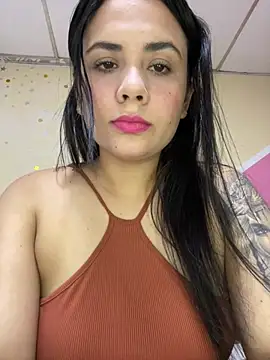 Leyna Kenet online show from 05-15-26, 02:09