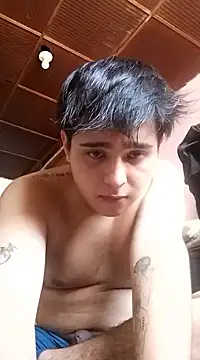 Snapshot of AndrewPherson chatting on 02-24-25, 08:47 AndrewPherson online show from 02-24-25, 08:47