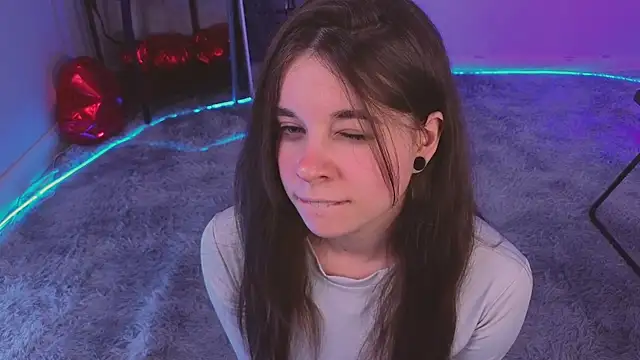 Miss Spider online show from 02-21-25, 09:34