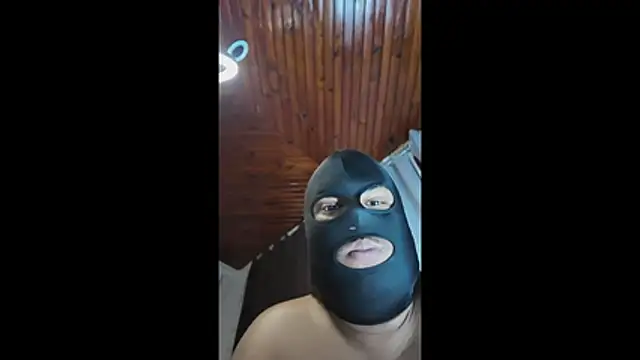 Snapshot of lebizuteur978 chatting on 07-02-26, 10:27 lebizuteur978 online show from 07-02-26, 10:27