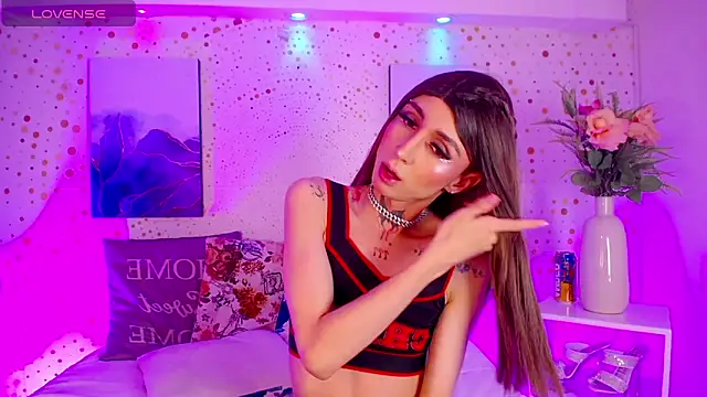 Snapshot of Aniie_Doll chatting on 02-11-26, 08:20 Aniie Doll online show from 02-11-26, 08:20