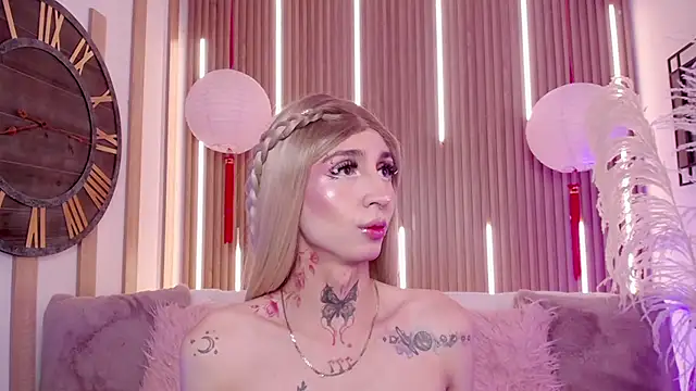 Aniie Doll online show from 01-13-26, 08:35