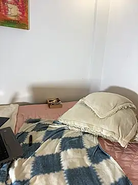 Valery hilthon online show from 03-29-26, 07:37