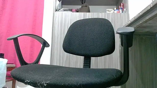 nicolle milf1978 online show from 02-10-26, 12:09