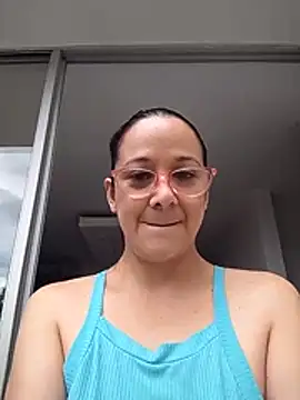 Snapshot of nicolle_milf1978 chatting on 06-06-26, 12:54 nicolle milf1978 online show from 06-06-26, 12:54