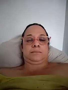 Snapshot of nicolle_milf1978 chatting on 06-25-26, 12:10 nicolle milf1978 online show from 06-25-26, 12:10