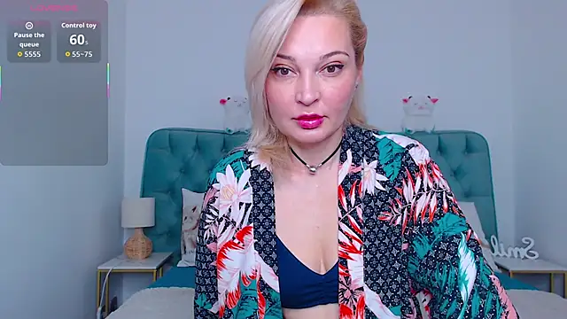 Milena candyy online show from 12-02-25, 08:16