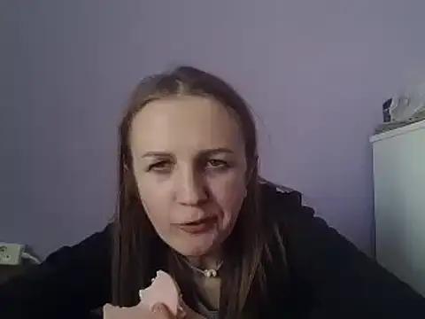 Snapshot of Milaniya261 chatting on 03-20-25, 12:00 Milaniya261 online show from 03-20-25, 12:00
