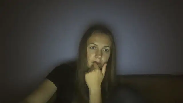 Snapshot of Milaniya261 chatting on 07-20-26, 12:40 Milaniya261 online show from 07-20-26, 12:40