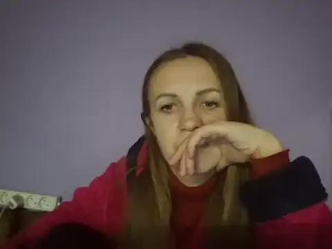 Snapshot of Milaniya261 chatting on 03-17-25, 06:42 Milaniya261 online show from 03-17-25, 06:42