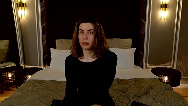 Snapshot of VikkiStorm chatting on 03-19-25, 09:17 VikkiStorm online show from 03-19-25, 09:17