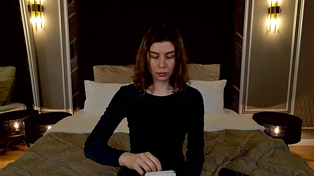 Snapshot of VikkiStorm chatting on 03-19-25, 06:14 VikkiStorm online show from 03-19-25, 06:14