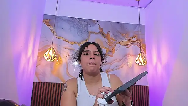 MelissaGilll online show from 12-19-25, 07:16