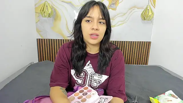 MelissaGilll online show from 11-17-25, 07:18