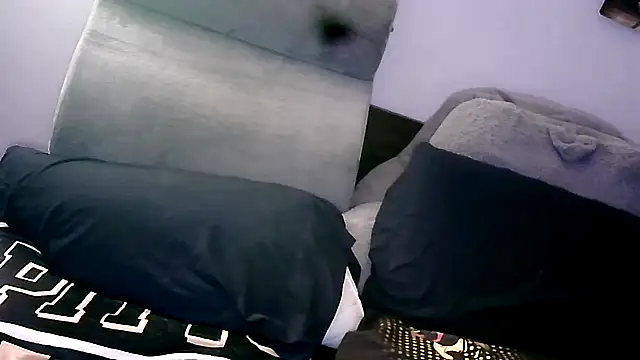 Snapshot of GOODCHOCOLATEDICK chatting on 12-22-24, 01:01 GOODCHOCOLATEDICK online show from 12-22-24, 01:01