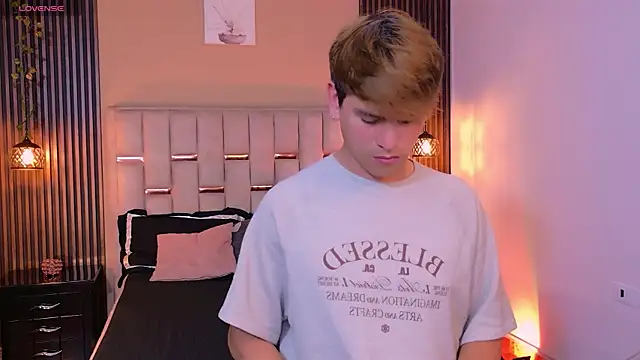 Snapshot of joe_jhon chatting on 04-07-26, 01:57 joe jhon online show from 04-07-26, 01:57