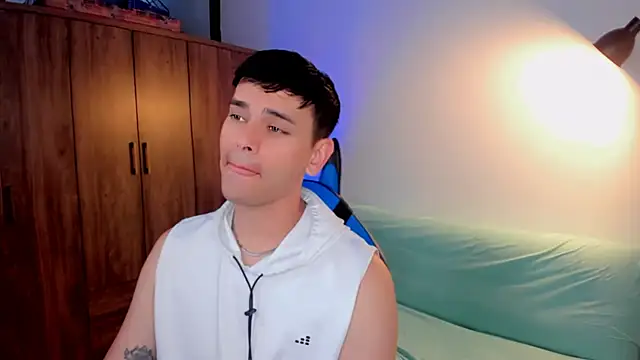 Snapshot of joe_jhon chatting on 02-18-25, 02:49 joe jhon online show from 02-18-25, 02:49