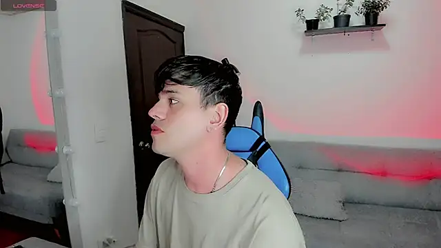 Snapshot of joe_jhon chatting on 01-28-25, 04:08 joe jhon online show from 01-28-25, 04:08