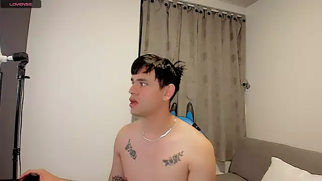 Snapshot of joe_jhon chatting on 03-12-25, 02:23 joe jhon online show from 03-12-25, 02:23