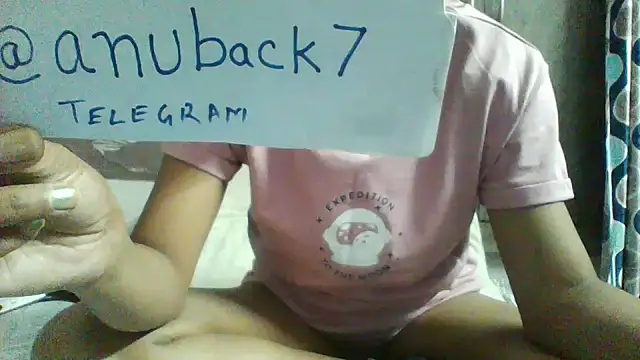 Snapshot of shalini_fire chatting on 02-15-26, 05:34 shalini fire online show from 02-15-26, 05:34